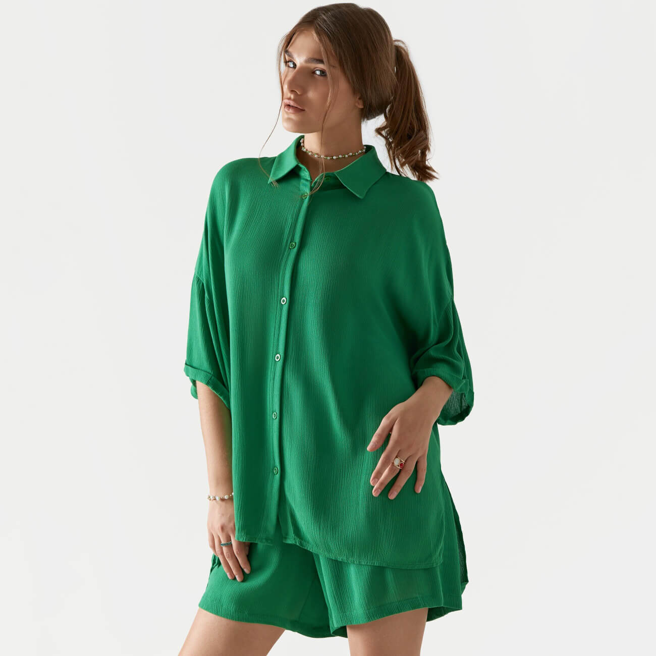 Рубашка женская, р. S, с коротким рукавом, вискоза, зеленая, Julie боди детское с коротким рукавом горошинка рост 92 см молочный персиковый 2 шт