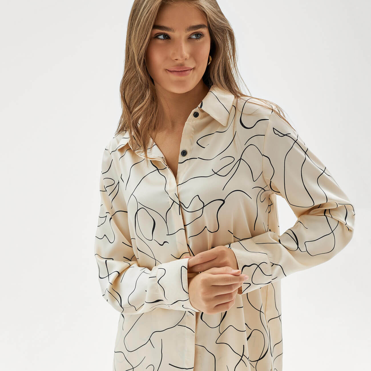 Рубашка женская, домашняя, р. XL, с длинным рукавом, полиэстер, бежевая, Лица, Face
